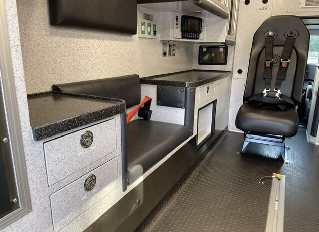 2026 E450 Type III Super Duty Braun Certified SIV Remount Ambulance full