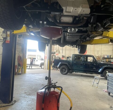 2014 CHEVROLET SUBURBAN LT 1500 4×4 COMMAND VEHICLE 🚨 full